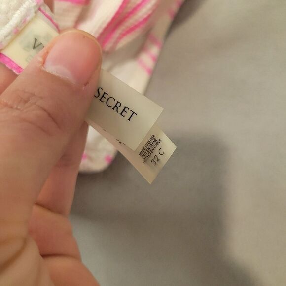 Victoria’s Secret Bikini Set XS 32C Bra and Bottom - Picture 3 of 5